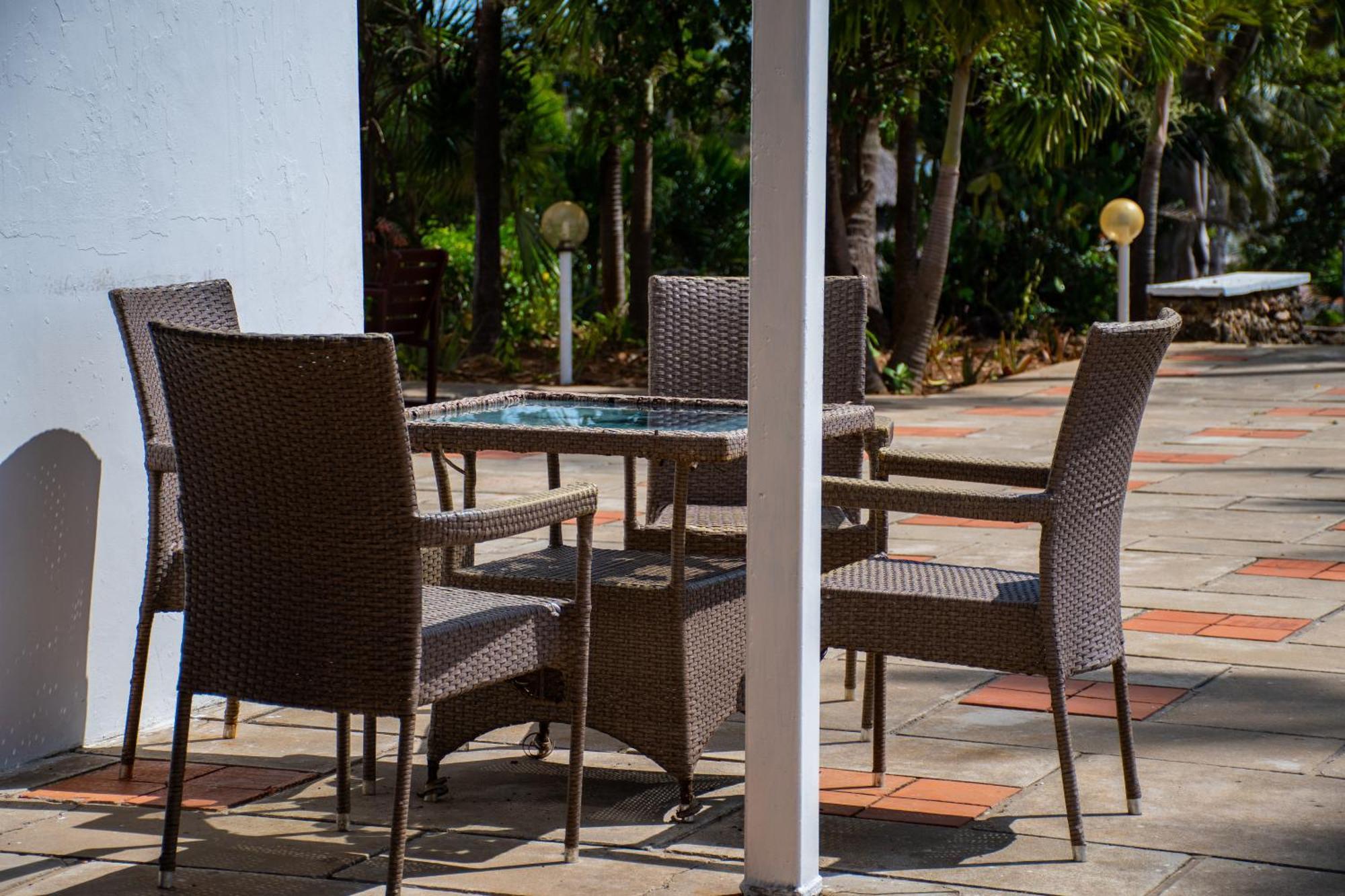Mombasa Beach Hotel Eksteriør bilde