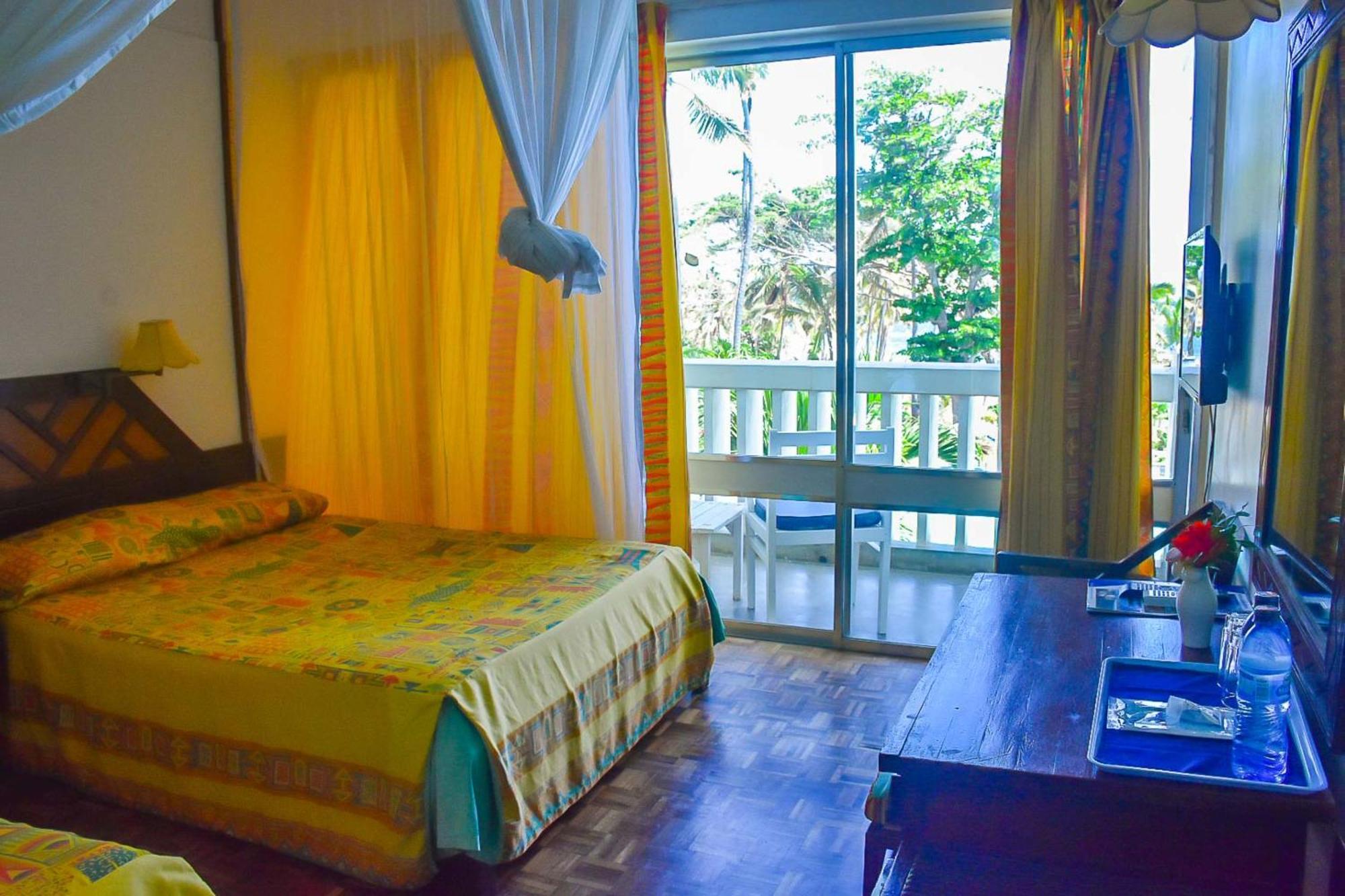 Mombasa Beach Hotel Eksteriør bilde